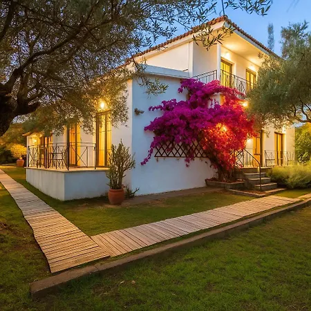 Skafidia Garden Hideaway - The Ultimate Escape * Agios Ilias (Elis)