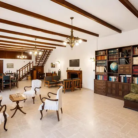 Skafidia Garden Gem - Mirtia Fully Equipped بيت للعطل *
