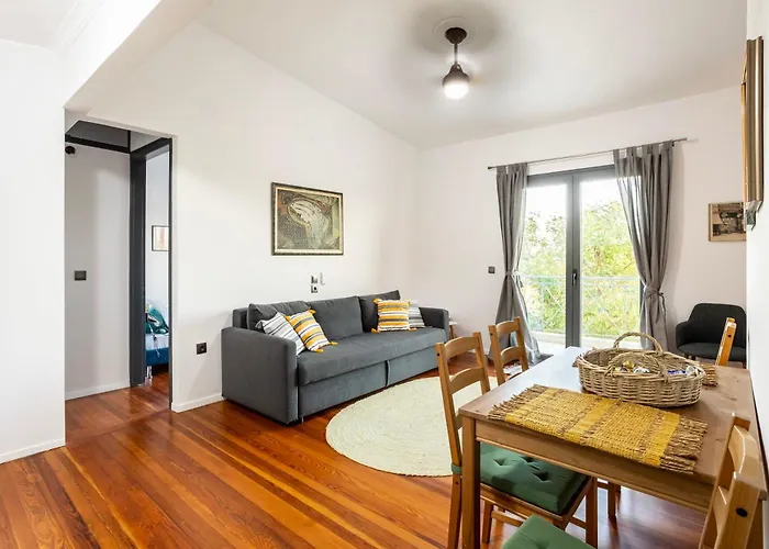 Skafidia Garden Gem - Mirtia Fully Equipped Semesterbostad *